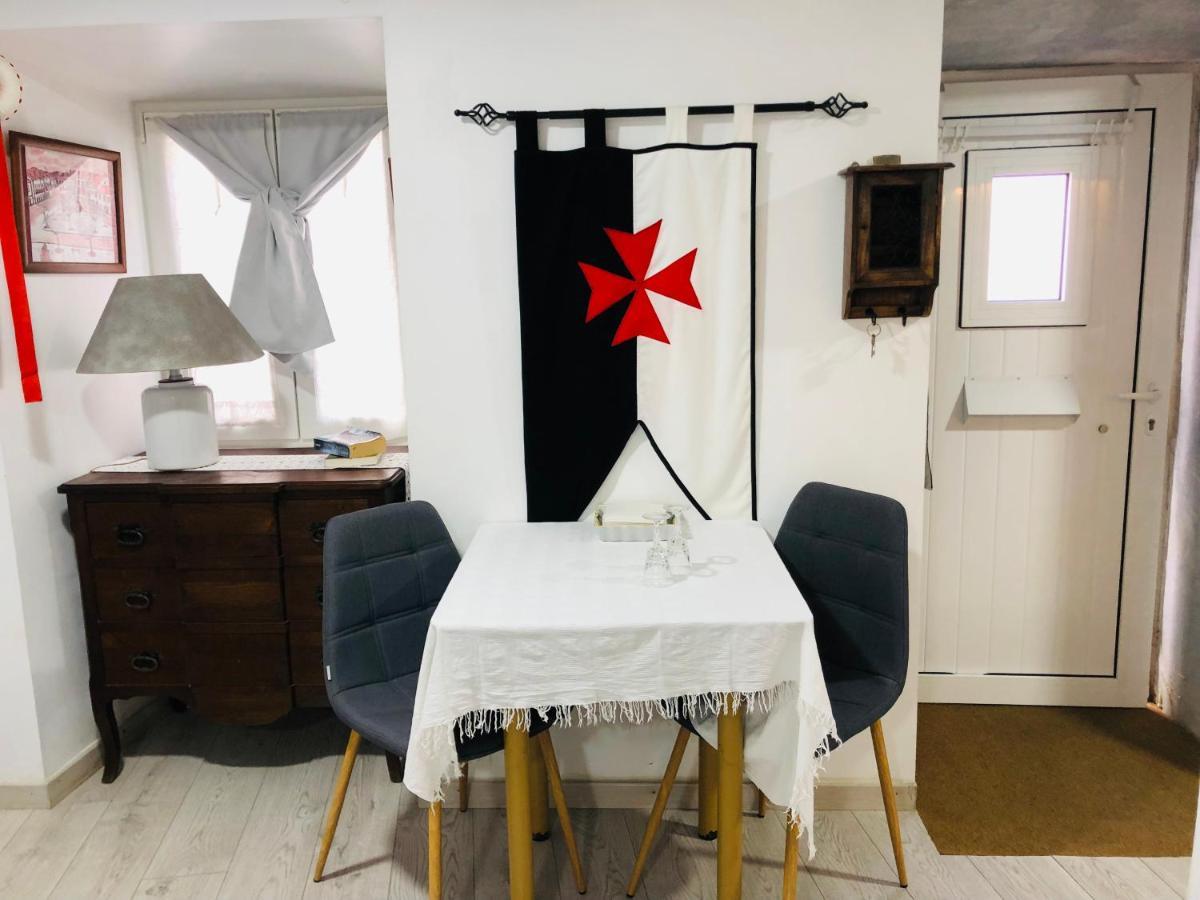 Pe Do Castelo Casinha - Pet Friendly & Garage Villa Tomar Eksteriør billede